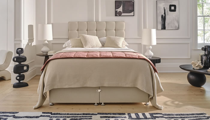 Sleepeeze Divan Set Dressed